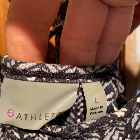 Athleta tank top - Picture 2 of 4